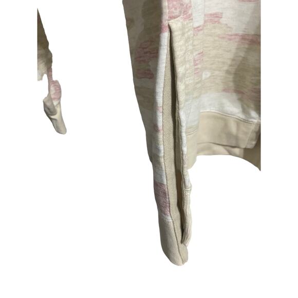Old Navy Camo Oversize Sweatshirt Tunic Beige Pink Size S Tall - Picture 9 of 11